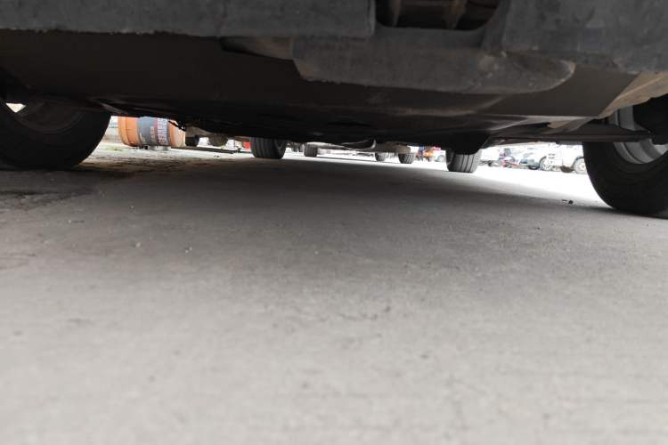 Used Chevrolet Epica 2011 1.8 ZhiZhen Edition MT Chassis Front