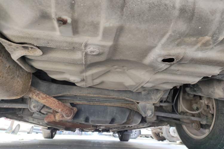 Used Chevrolet Epica 2011 1.8 ZhiZhen Edition MT Chassis Rear