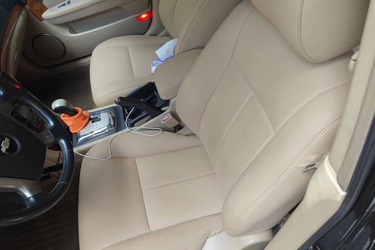 Used Chevrolet Epica 2011 1.8 Luxury Edition AT Driver Seat