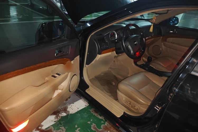 Used Chevrolet Epica 2011 1.8 Luxury Edition MT Driver Seat