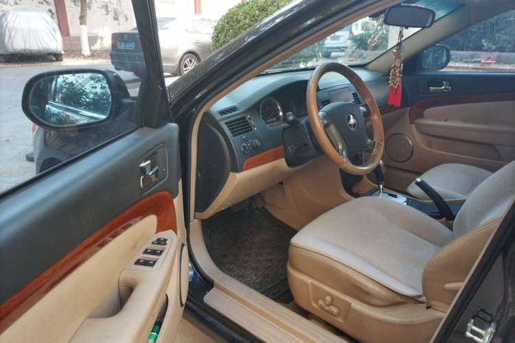 Used Chevrolet Epica 2011 1.8 Luxury Edition AT Driver Seat
