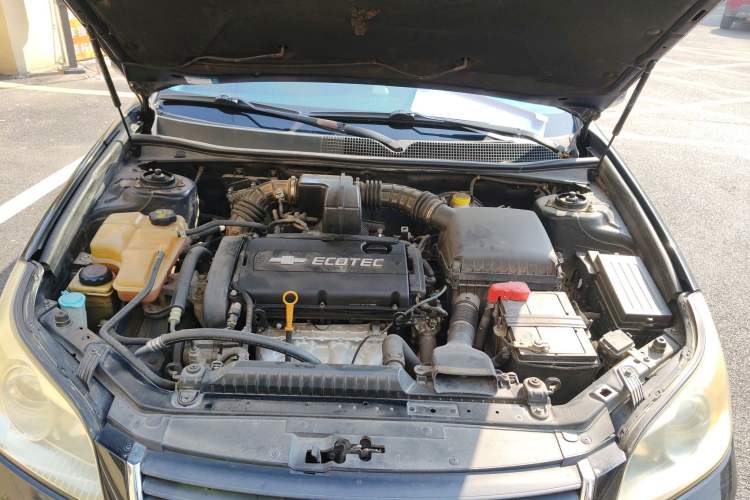 Used Chevrolet Epica 2011 1.8 Luxury Edition MT Engine Bay