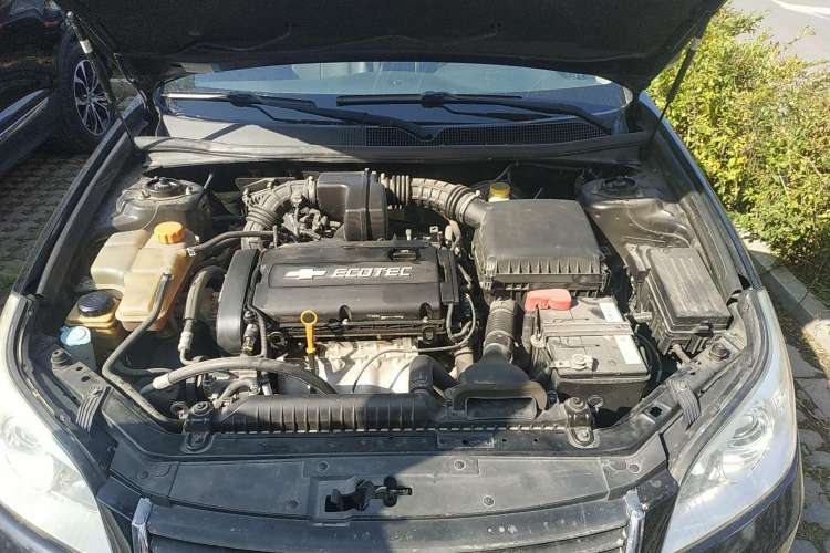 Used Chevrolet Epica 2011 1.8 Luxury Edition AT Engine Bay