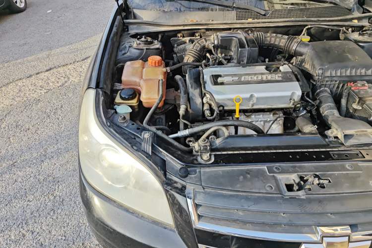 Used Chevrolet Epica 2011 1.8 Luxury Edition AT Engine Bay Right