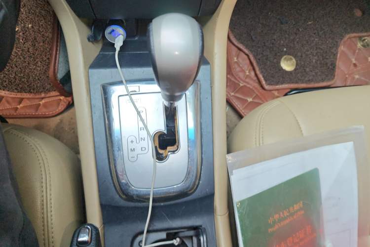 Used Chevrolet Epica 2011 1.8 Comfort Edition AT Gear Lever