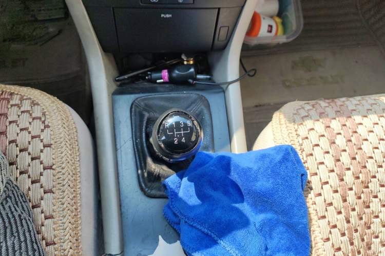 Used Chevrolet Epica 2011 1.8 ZhiZhen Edition MT Gear Lever