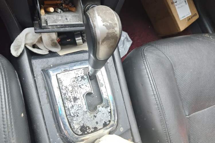 Used Chevrolet Epica 2011 1.8 Luxury Edition AT Gear Lever