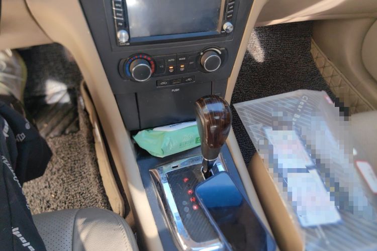 Used Chevrolet Epica 2011 1.8 Luxury Edition AT Gear Lever