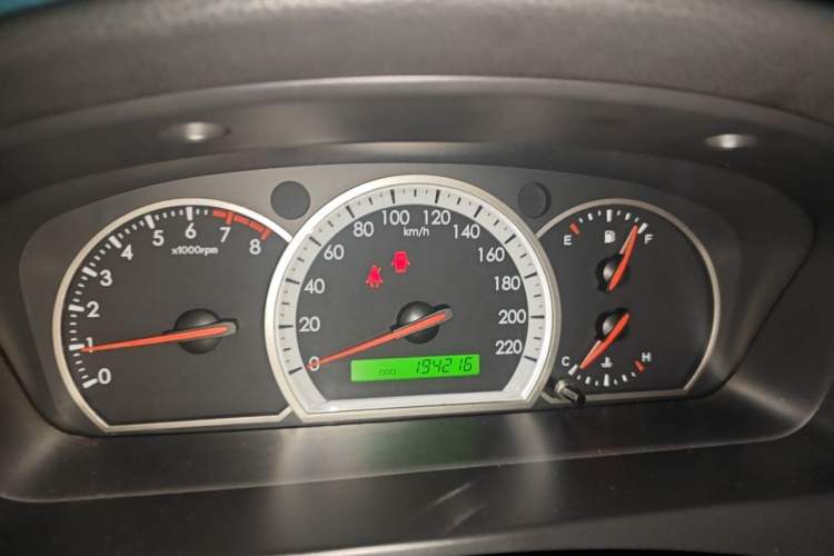 Used Chevrolet Epica 2011 1.8 Luxury Edition MT Instrument Cluster