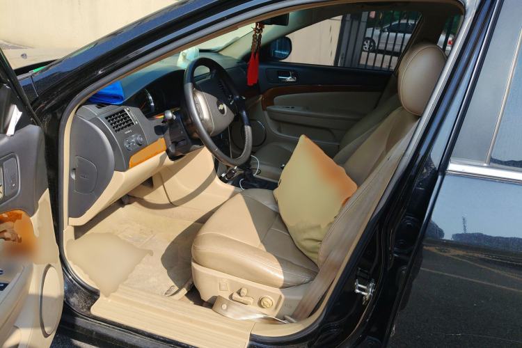Used Chevrolet Epica 2011 1.8 Luxury Edition MT Left Front Seat