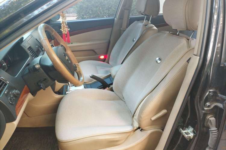Used Chevrolet Epica 2011 1.8 Luxury Edition AT Left Front Seat