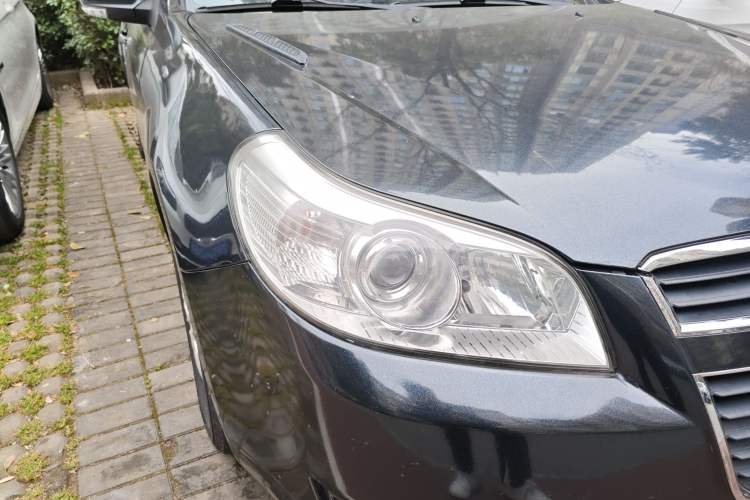 Used Chevrolet Epica 2011 1.8 Comfort Edition AT Right Front Headlight