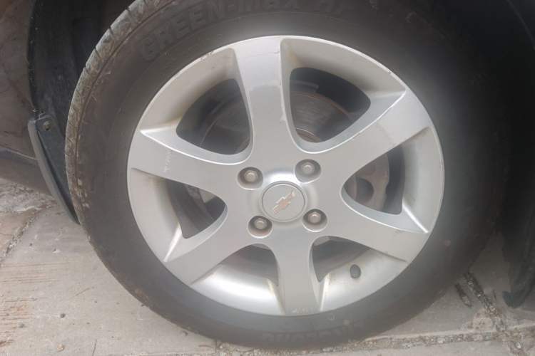 Used Chevrolet Epica 2011 1.8 Luxury Edition AT Right Front Wheel Hub