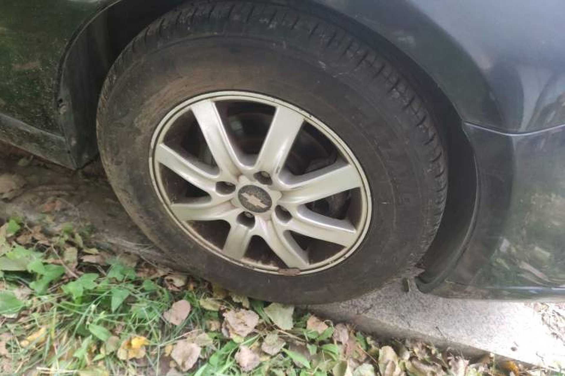 Used Chevrolet Epica 2011 1.8 ZhiZhen Edition MT Right Front Wheel Hub