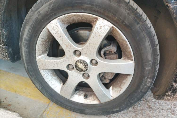 Used Chevrolet Epica 2011 1.8 Luxury Edition AT Right Front Wheel Hub