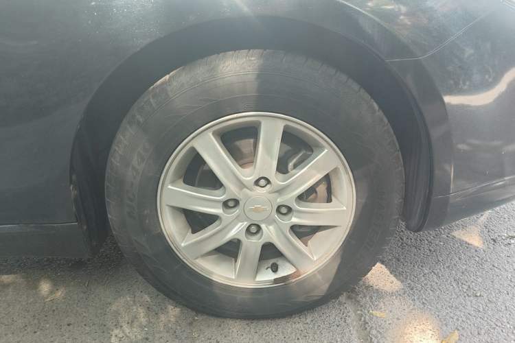 Used Chevrolet Epica 2011 1.8 Comfort Edition AT Right Front Wheel Hub