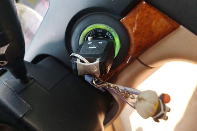 Used Chevrolet Epica 2011 1.8 Luxury Edition MT Vehicle Key