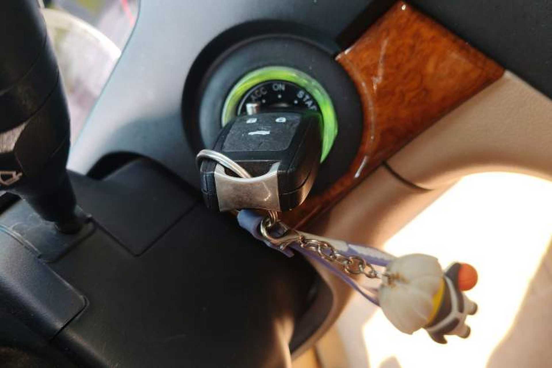 Used Chevrolet Epica 2011 1.8 Luxury Edition MT Vehicle Key
