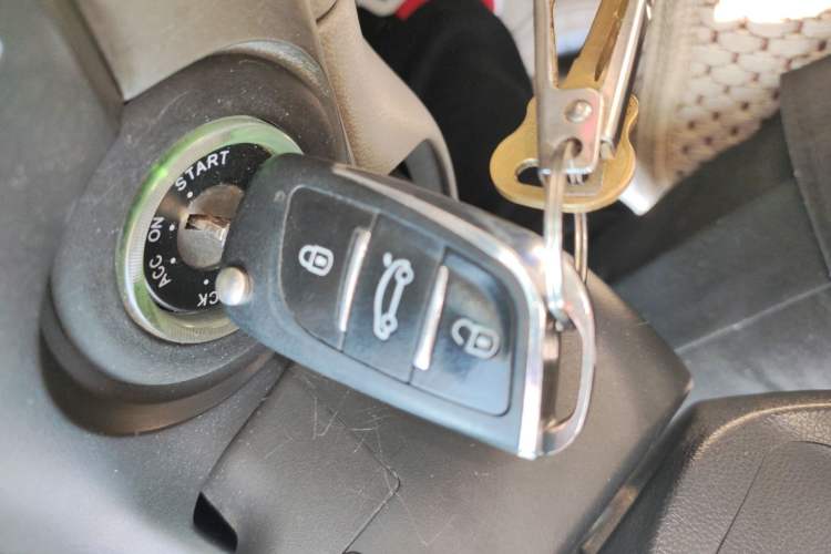 Used Chevrolet Epica 2011 1.8 ZhiZhen Edition MT Vehicle Key