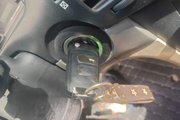 Used Chevrolet Epica 2011 1.8 Comfort Edition AT Vehicle Key