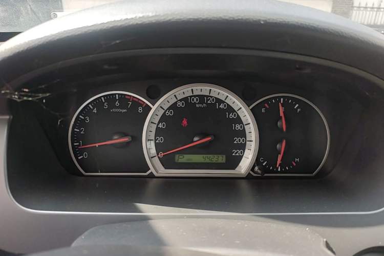 Used Chevrolet Epica 2011 1.8 Comfort Edition AT Instrument Cluster
