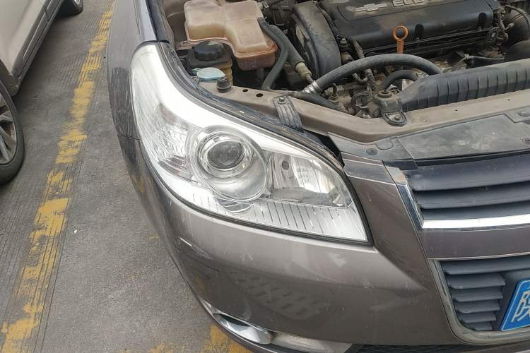 Used Chevrolet Epica 2011 1.8 Luxury Edition AT Right Front Headlight
