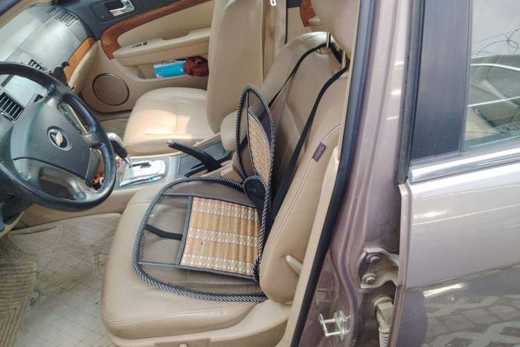 Used Chevrolet Epica 2011 1.8 Luxury Edition AT Left Front Seat