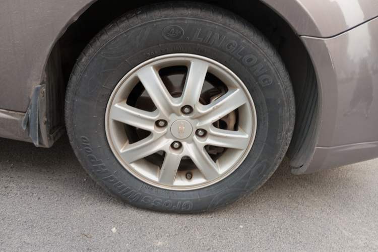 Used Chevrolet Epica 2011 1.8 ZhiZhen Edition MT Right Front Wheel Hub