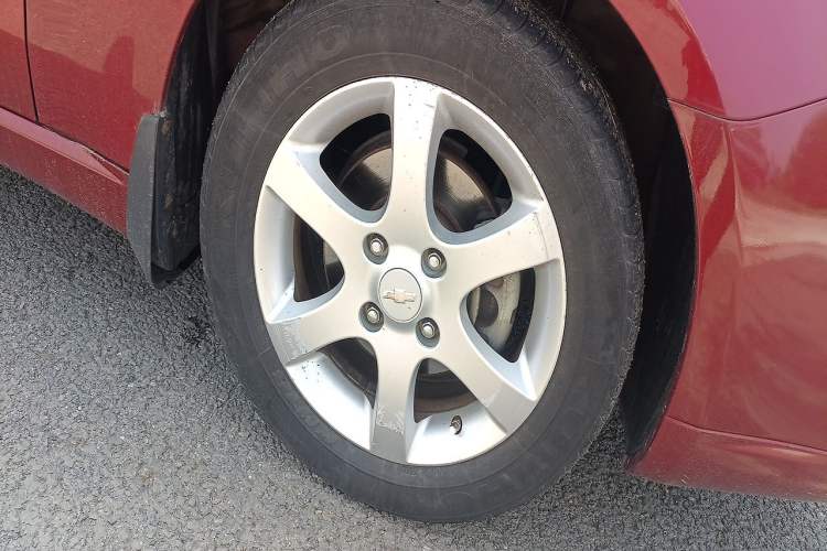 Used Chevrolet Epica 2011 1.8 Luxury Edition AT Right Front Wheel Hub