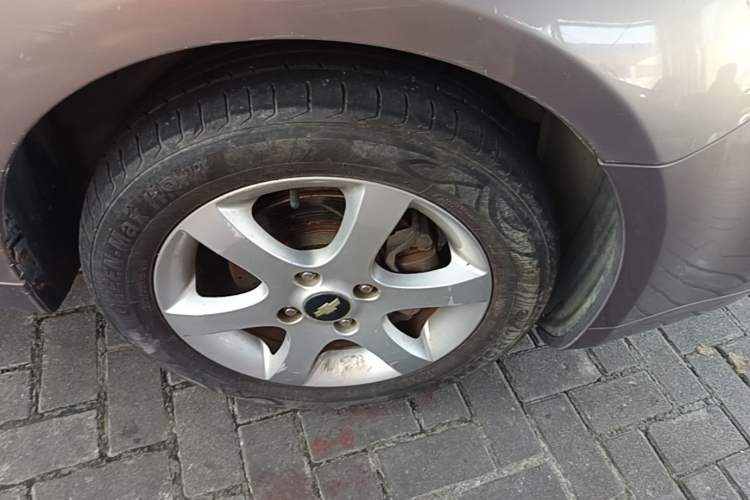 Used Chevrolet Epica 2011 1.8 Luxury Edition AT Right Front Wheel Hub