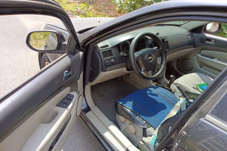 Used Chevrolet Epica 2012 1.8 ZhiZhen Edition MT Driver Seat