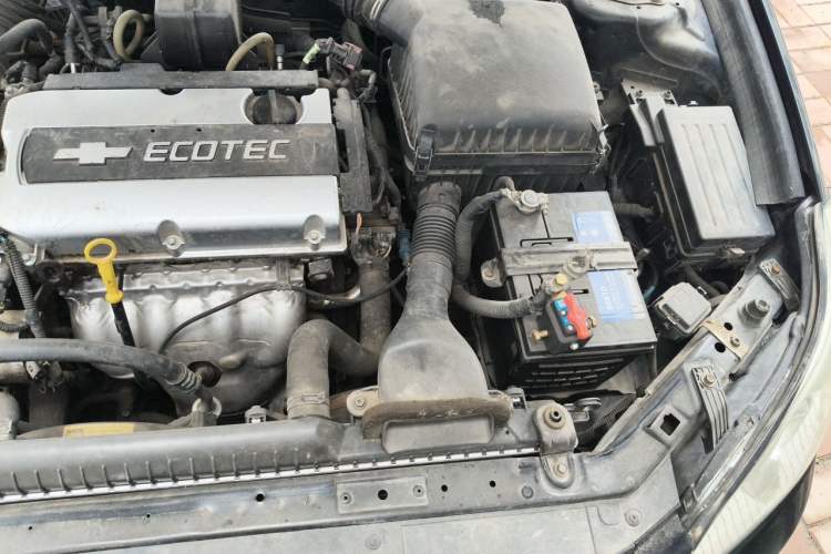 Used Chevrolet Epica 2012 1.8 Comfort Edition MT Engine Bay Left