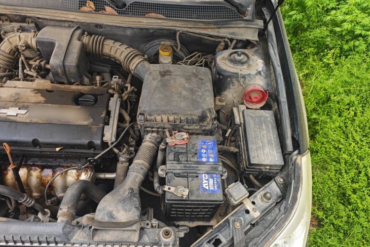 Used Chevrolet Epica 2012 1.8 Comfort Edition MT Engine Bay Left