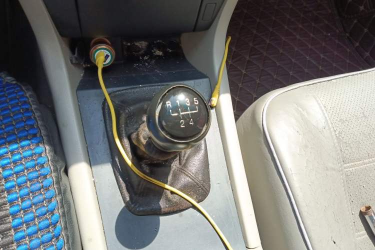 Used Chevrolet Epica 2012 1.8 ZhiZhen Edition MT Gear Lever