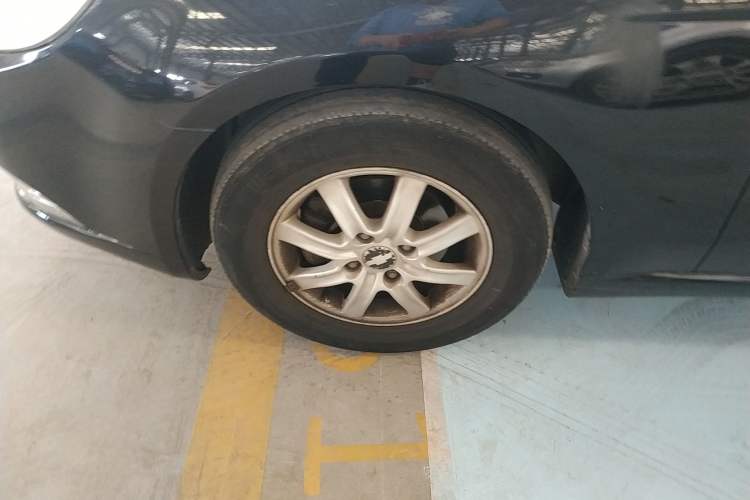Used Chevrolet Epica 2012 1.8 ZhiZhen Edition MT Left Front Wheel Hub