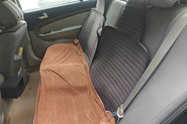 Used Chevrolet Epica 2012 1.8 Comfort Edition MT Left Rear Seat