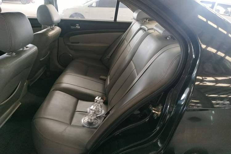 Used Chevrolet Epica 2012 1.8 ZhiZhen Edition MT Left Rear Seat