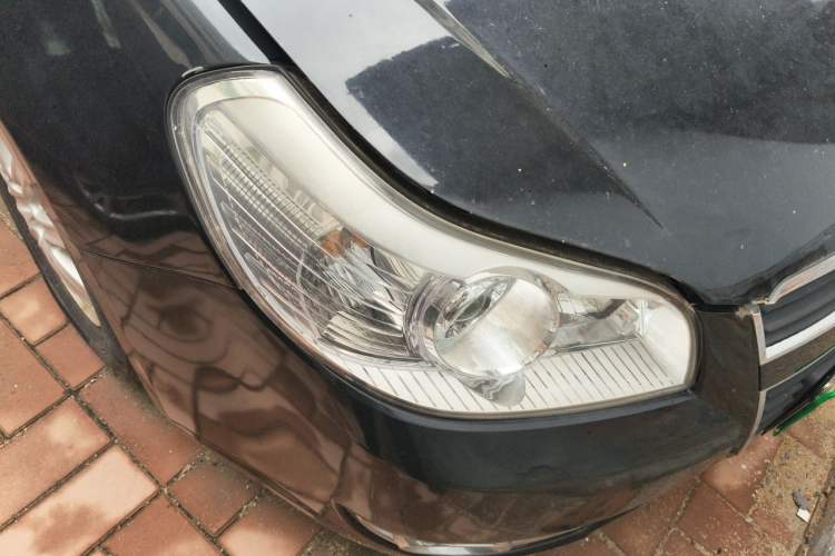 Used Chevrolet Epica 2012 1.8 Comfort Edition MT Right Front Headlight