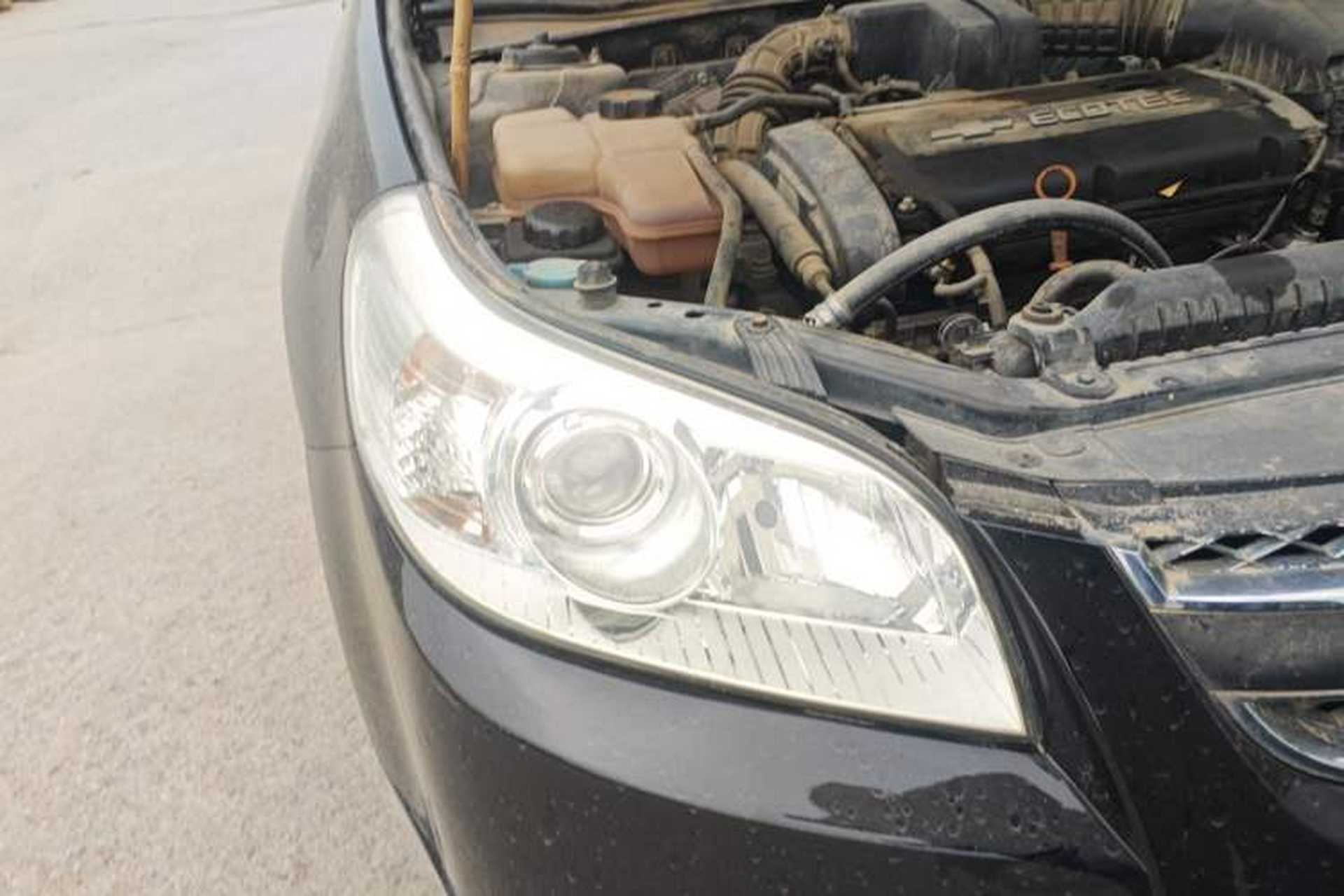 Used Chevrolet Epica 2012 1.8 Comfort Edition MT Right Front Headlight