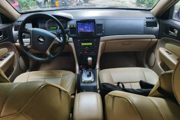 Used Chevrolet Epica 2012 1.8 Comfort Edition AT Center Console