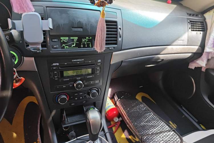 Used Chevrolet Epica 2012 1.8 Luxury Edition AT Audio And AC Panel
