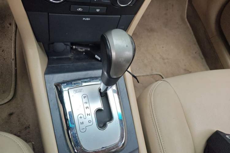 Used Chevrolet Epica 2012 1.8 Comfort Edition AT Gear Lever