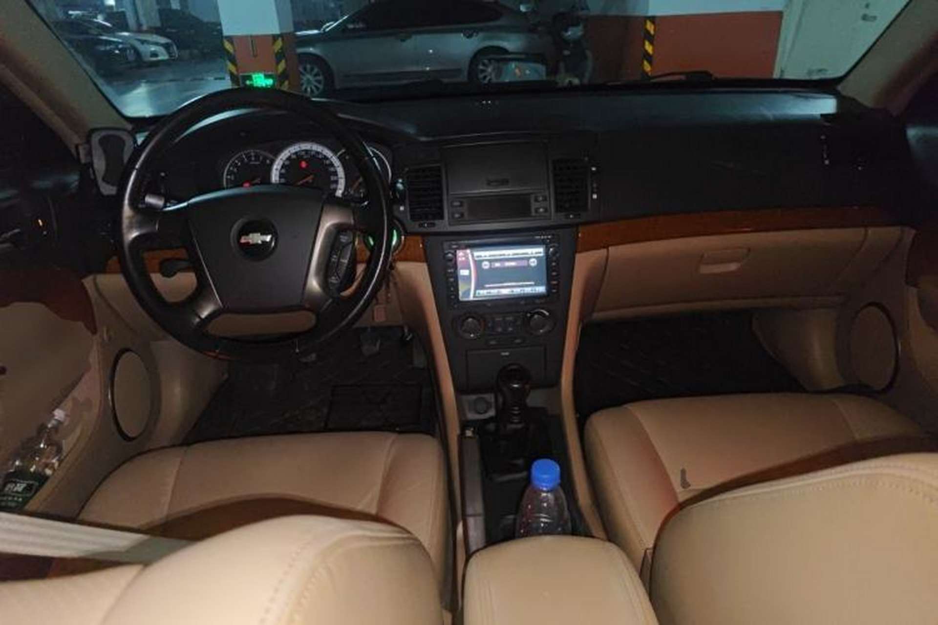 Used Chevrolet Epica 2012 1.8 Luxury Edition MT Center Console