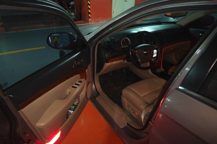 Used Chevrolet Epica 2012 1.8 Luxury Edition MT Driver Seat