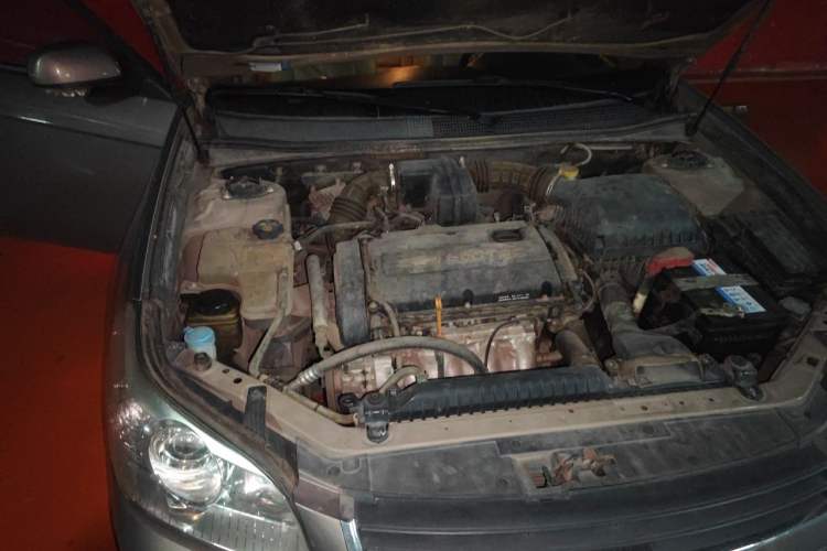 Used Chevrolet Epica 2012 1.8 Luxury Edition MT Engine Bay Right