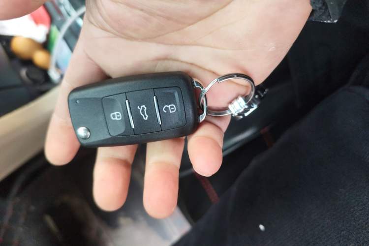 Used Chevrolet Epica 2012 1.8 Comfort Edition AT Vehicle Key