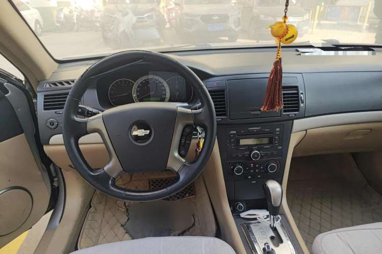 Used Chevrolet Epica 2012 1.8 Comfort Edition AT Center Console