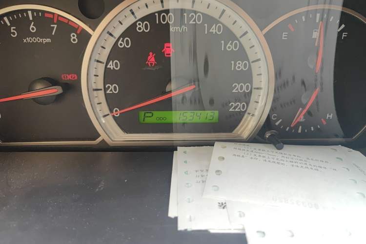 Used Chevrolet Epica 2012 1.8 Comfort Edition AT Odometer Close Up