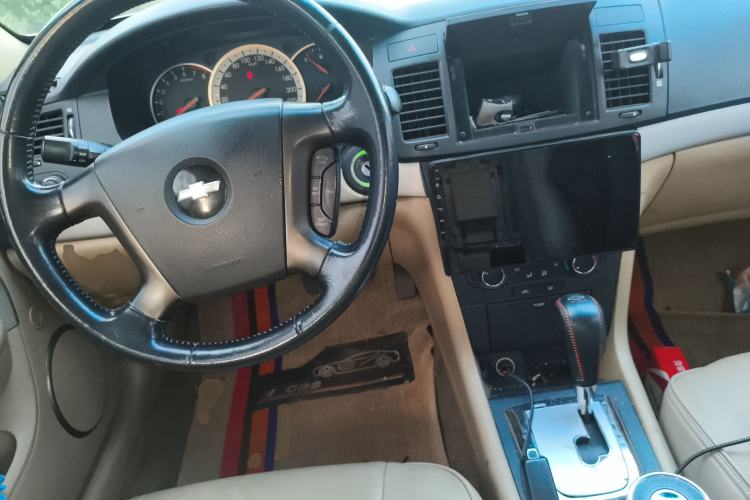 Used Chevrolet Epica 2012 1.8 Comfort Edition AT Center Console