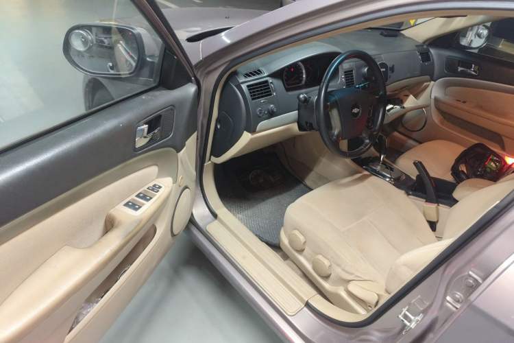 Used Chevrolet Epica 2012 1.8 Comfort Edition AT Driver Seat